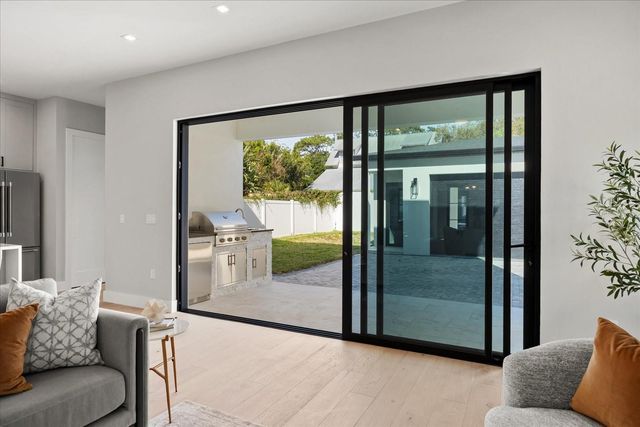 803 YATES STREET, Orlando, FL 32804