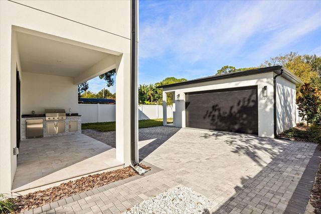 803 YATES STREET, Orlando, FL 32804