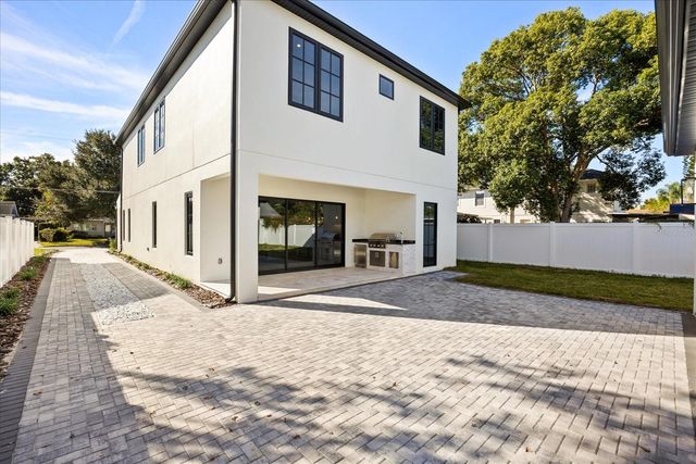 803 YATES STREET, Orlando, FL 32804