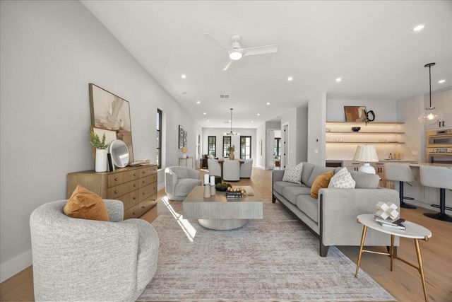 803 YATES STREET, Orlando, FL 32804