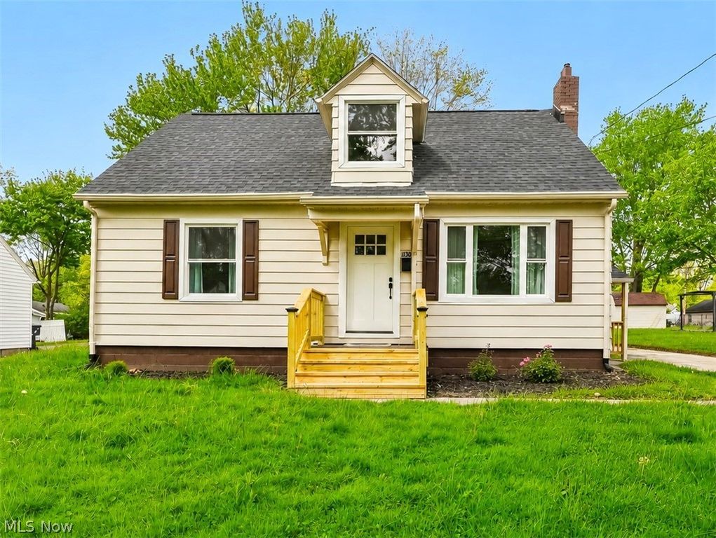 1130 Riverview Street NW, Warren, OH 44485