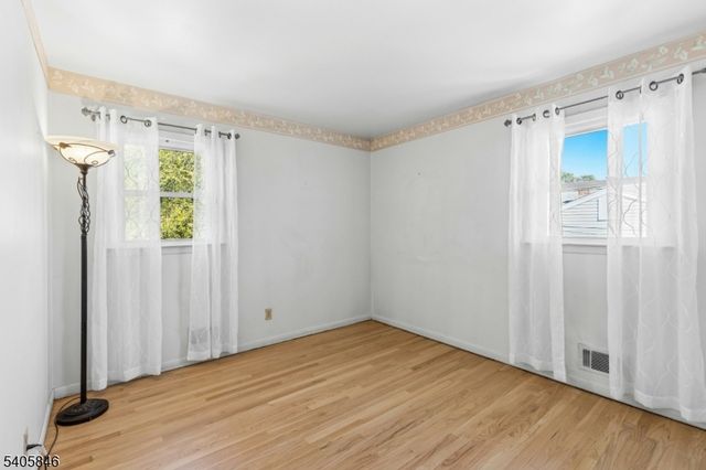 294 Mountain Ave, Springfield Twp., NJ 07081