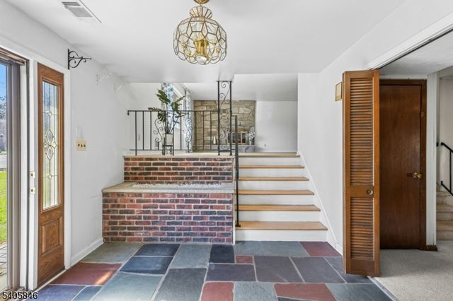 294 Mountain Ave, Springfield Twp., NJ 07081