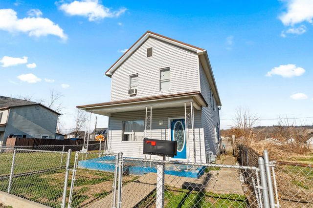 1007 Pine Street, Kenova, WV 25530