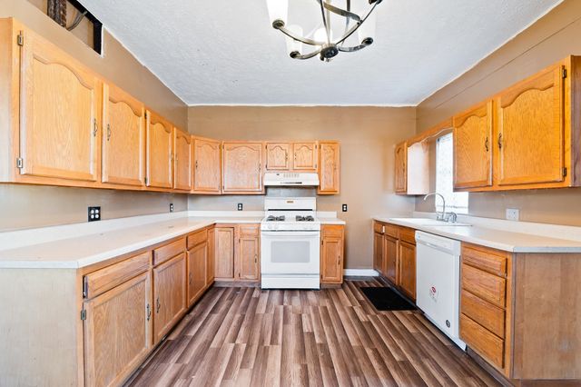 1007 Pine Street, Kenova, WV 25530