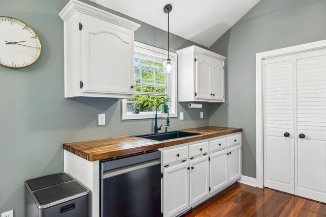 620 Ellis Ct, Old Hickory, TN 37138