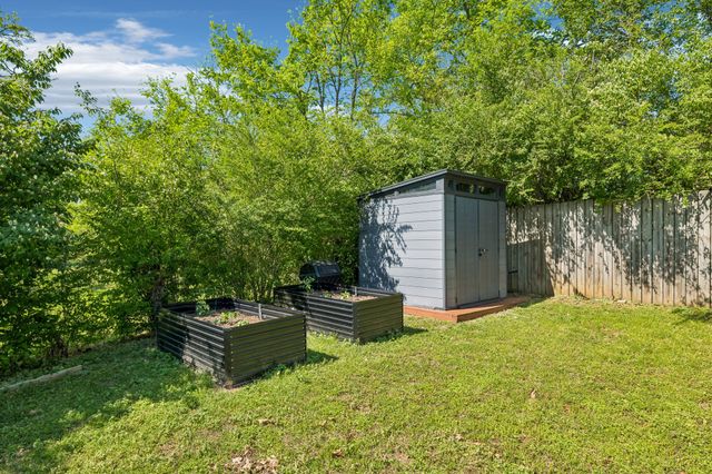 620 Ellis Ct, Old Hickory, TN 37138