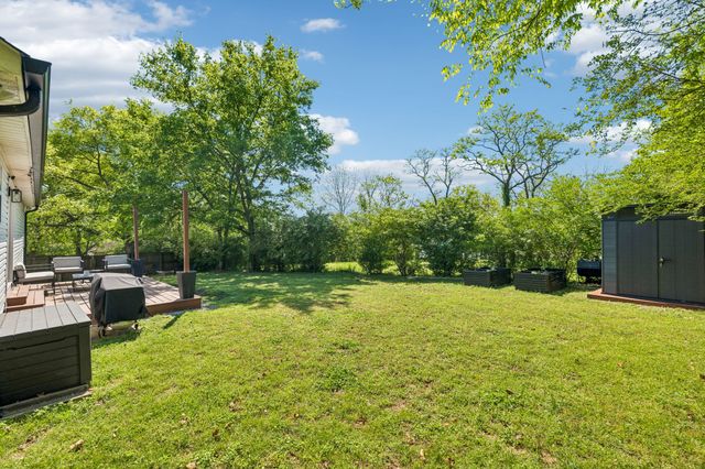 620 Ellis Ct, Old Hickory, TN 37138