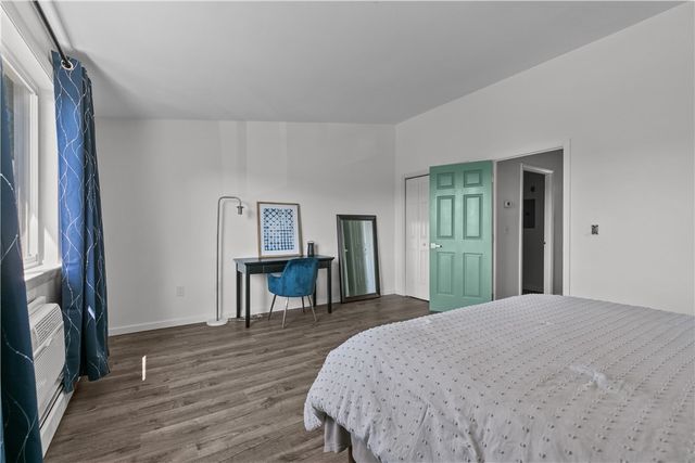 66 Girard Avenue 324, Newport, RI 02840