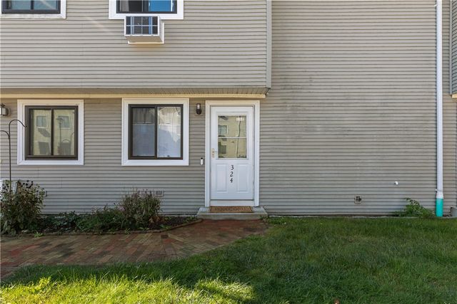 66 Girard Avenue 324, Newport, RI 02840