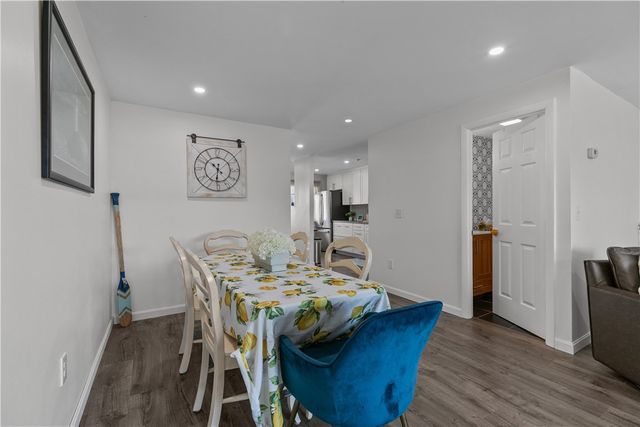 66 Girard Avenue 324, Newport, RI 02840