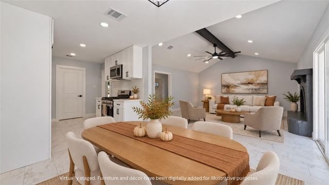 811 Timber Cove Drive, Seabrook, TX 77586