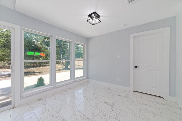 811 Timber Cove Drive, Seabrook, TX 77586