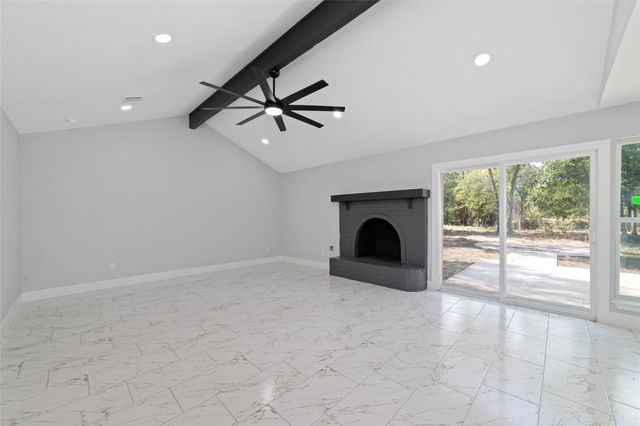 811 Timber Cove Drive, Seabrook, TX 77586