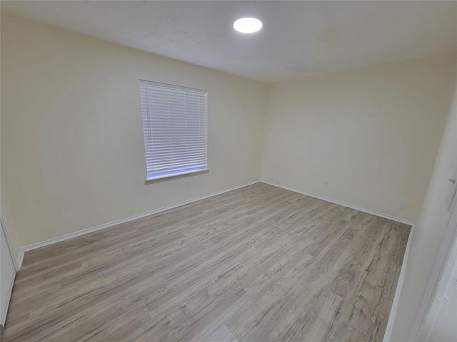 2034 Village Park Drive, Missouri City, TX 77489