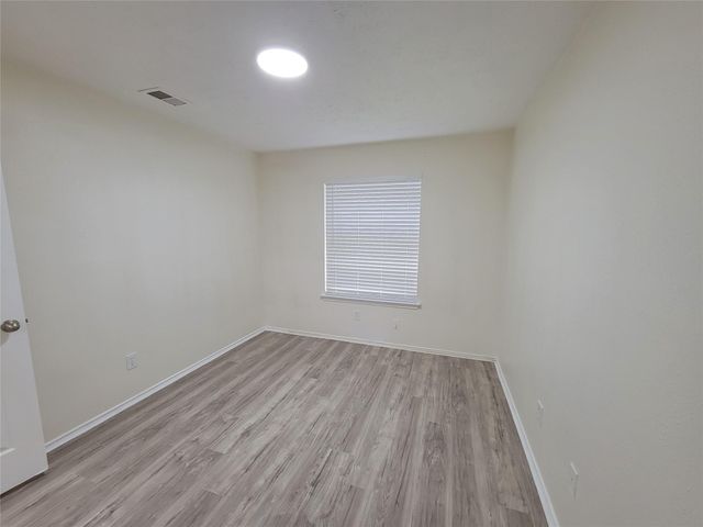 2034 Village Park Drive, Missouri City, TX 77489