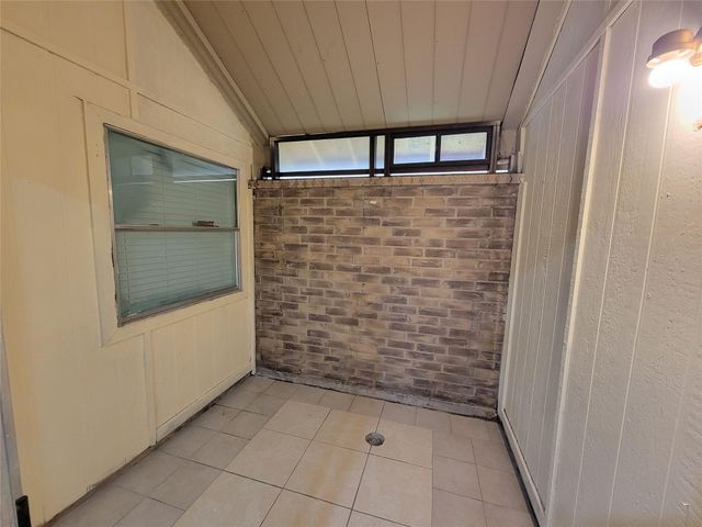 2034 Village Park Drive, Missouri City, TX 77489