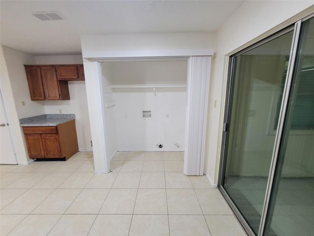 2034 Village Park Drive, Missouri City, TX 77489