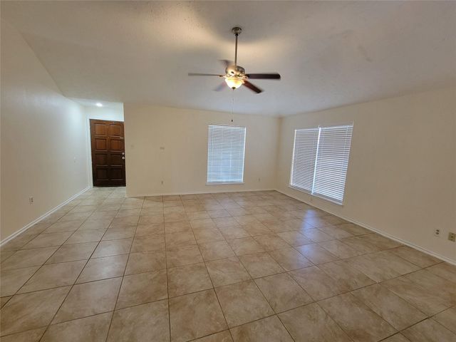 2034 Village Park Drive, Missouri City, TX 77489
