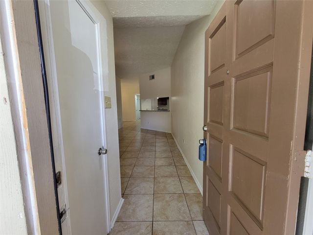 2034 Village Park Drive, Missouri City, TX 77489