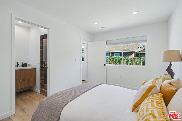 4026 Baywood Street, Los Angeles, CA 90039