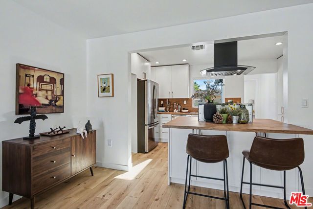 4026 Baywood Street, Los Angeles, CA 90039