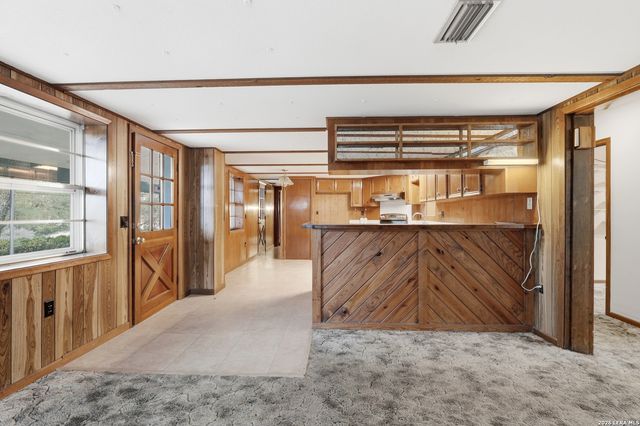 333 Tamarack, Canyon Lake, TX 78133