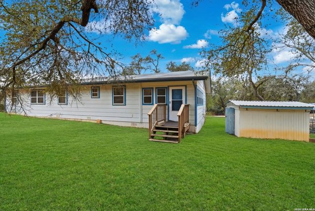 333 Tamarack, Canyon Lake, TX 78133