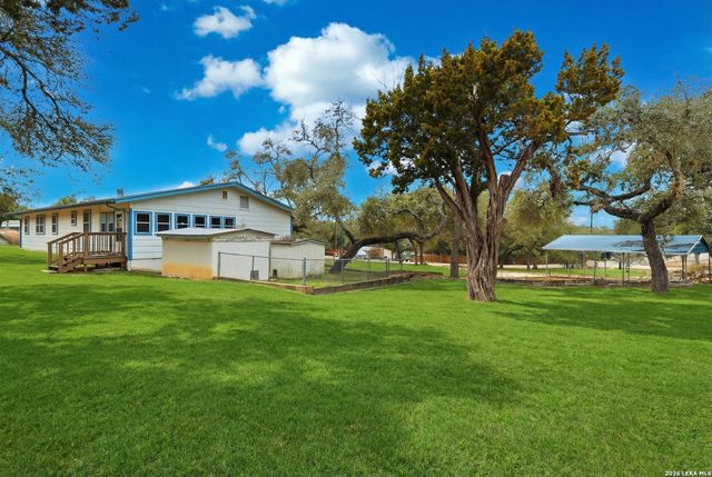 333 Tamarack, Canyon Lake, TX 78133