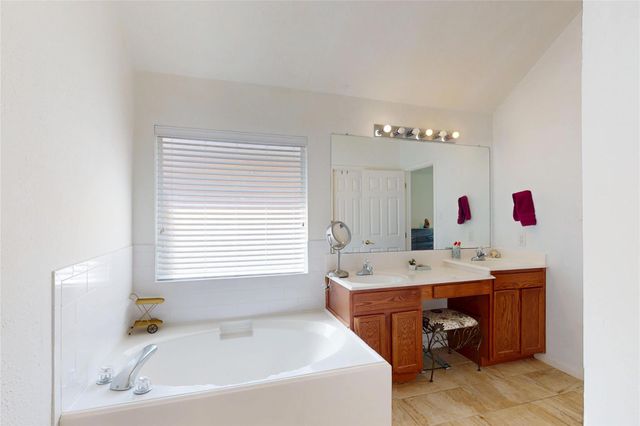 13807 Naples Park Lane, Houston, TX 77070