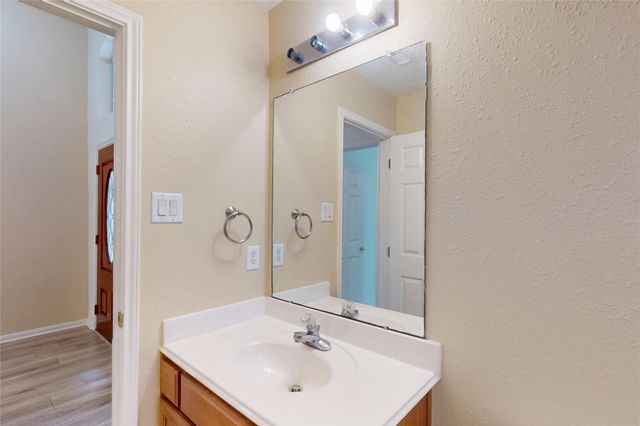 13807 Naples Park Lane, Houston, TX 77070