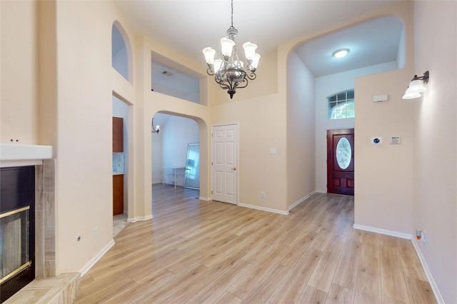 13807 Naples Park Lane, Houston, TX 77070