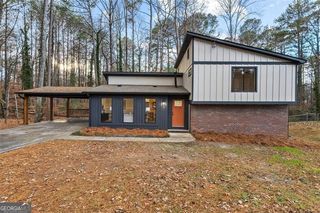 480 PINEBURR Lane, Stone Mountain, GA 30087
