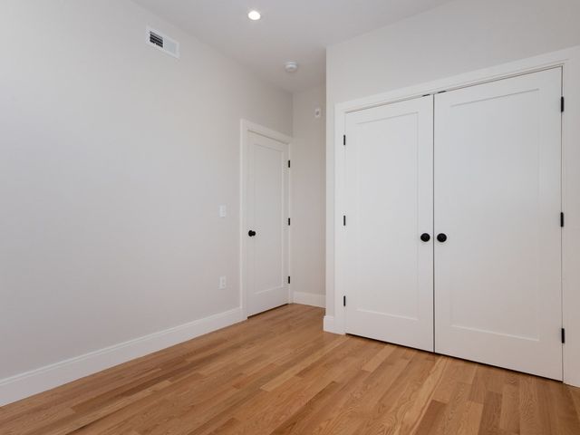 9 Tovar 3, Boston, MA 02122