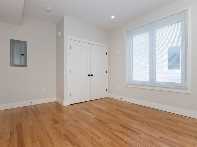 9 Tovar 3, Boston, MA 02122