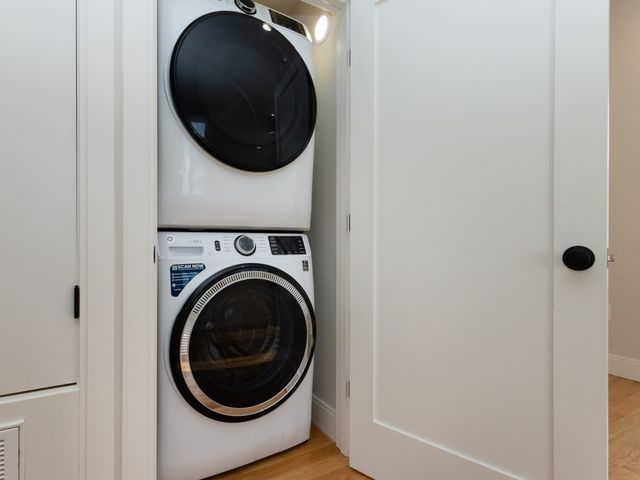 9 Tovar 3, Boston, MA 02122