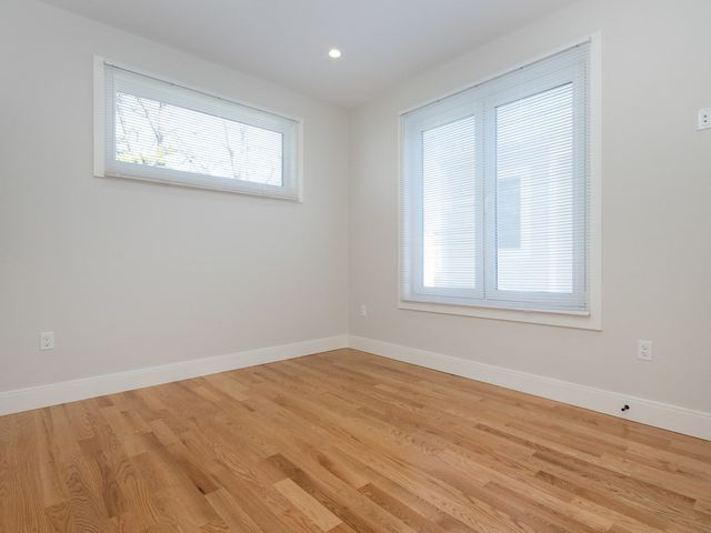 9 Tovar 3, Boston, MA 02122