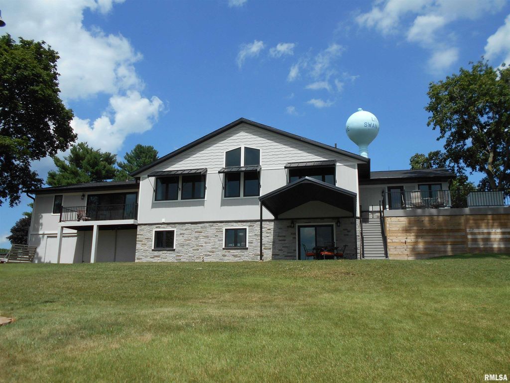 140 Palemino Lane, Avon, IL 61415