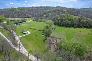 5762 Wadesville Road, Belleville, WV 26133