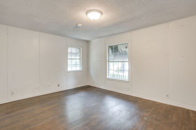 717 County Road 317a, Cleburne, TX 76031