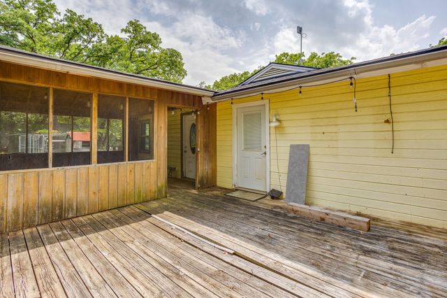 717 County Road 317a, Cleburne, TX 76031