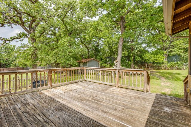 717 County Road 317a, Cleburne, TX 76031