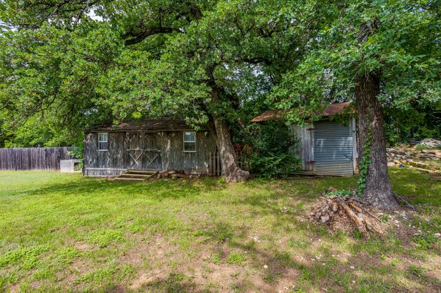 717 County Road 317a, Cleburne, TX 76031
