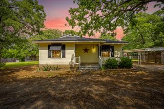 717 County Road 317a, Cleburne, TX 76031