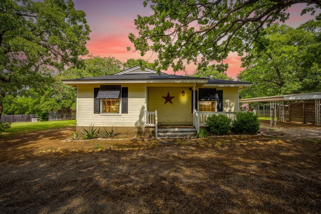 717 County Road 317a, Cleburne, TX 76031