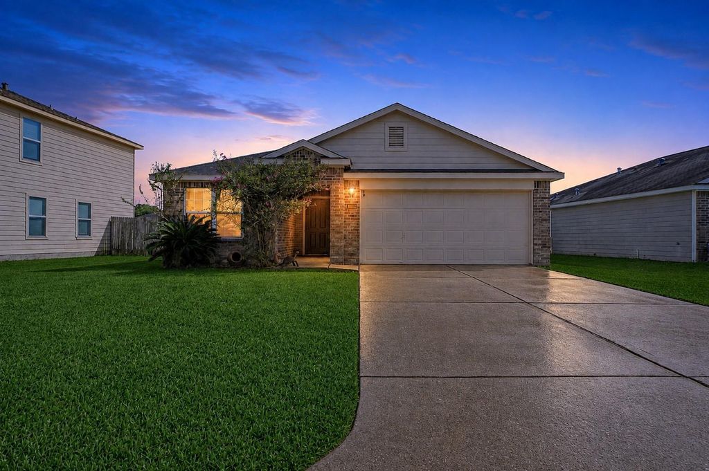 4606 Trinity River Court, Spring, TX 77386