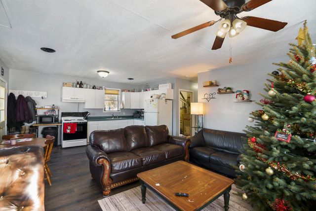 3955 N River Drive, Newaygo, MI 49337