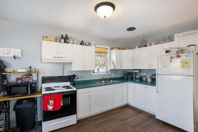 3955 N River Drive, Newaygo, MI 49337