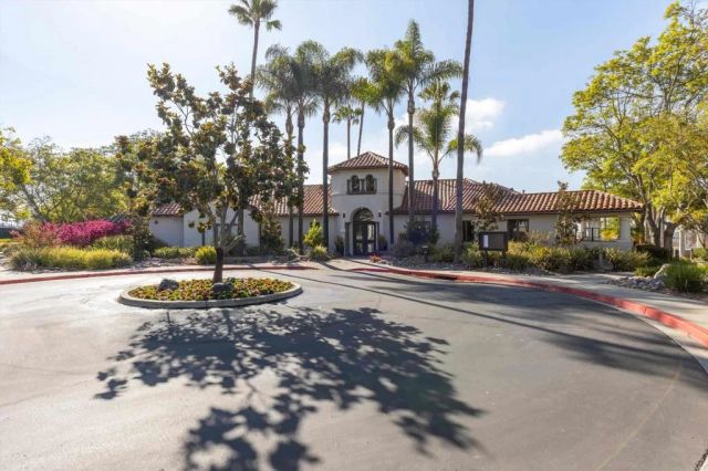 2488 Bear Rock, Escondido, CA 92026