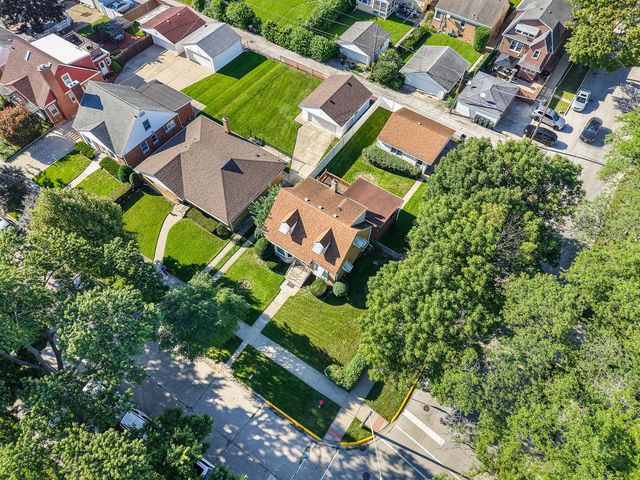 5800 Crain Street, Morton Grove, IL 60053